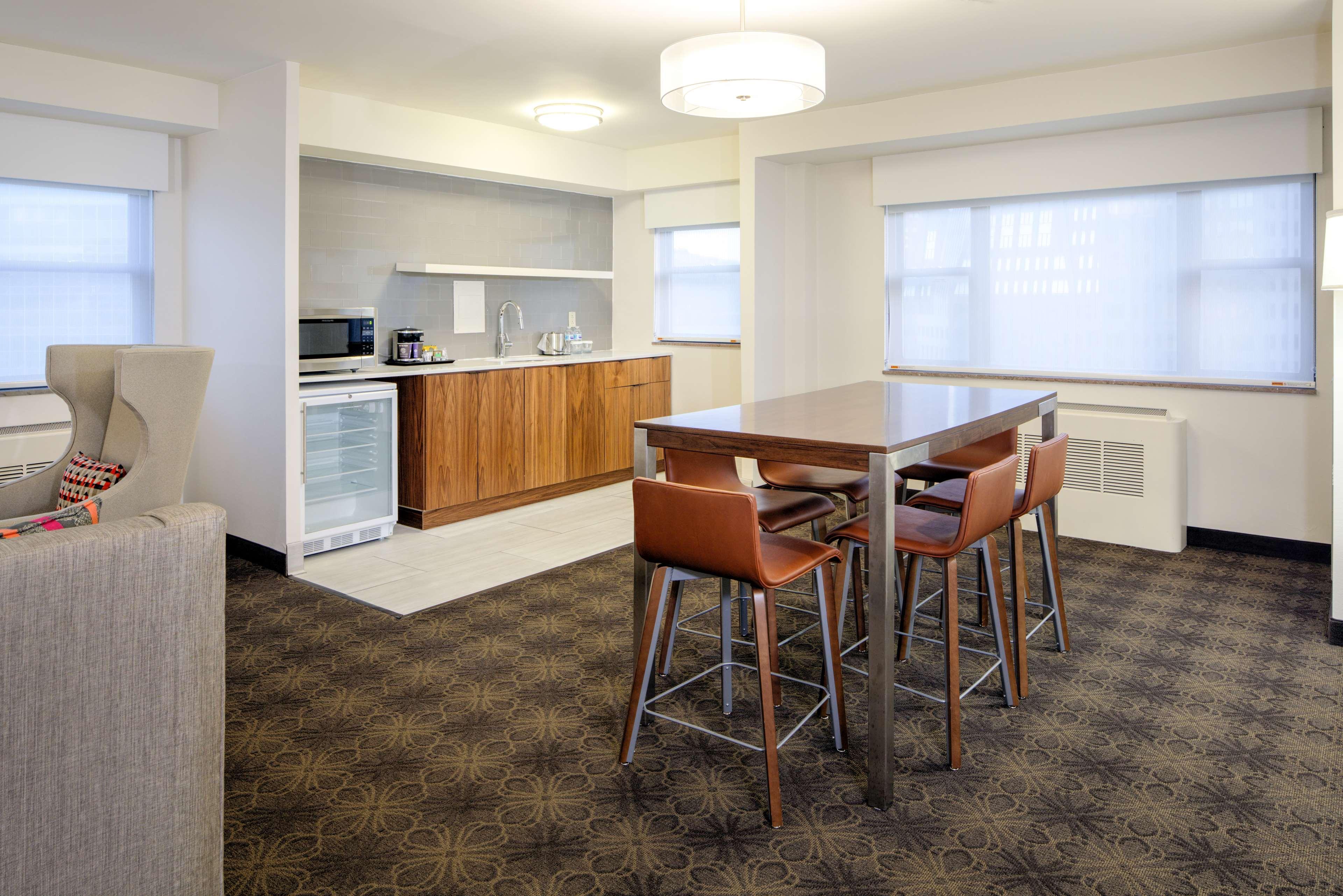 Doubletree By Hilton Hotel & Suites Pittsburgh Downtown Ngoại thất bức ảnh