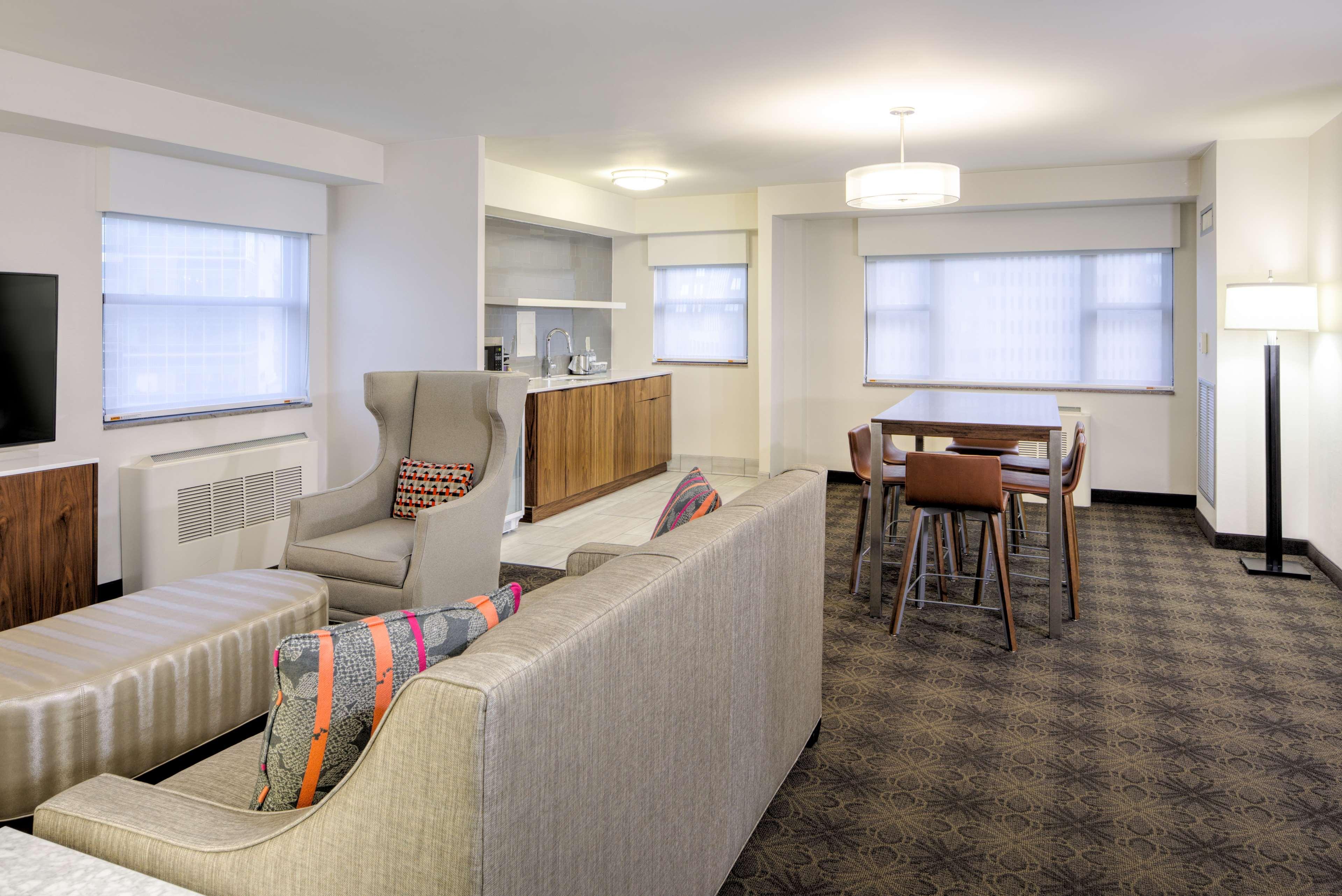 Doubletree By Hilton Hotel & Suites Pittsburgh Downtown Ngoại thất bức ảnh
