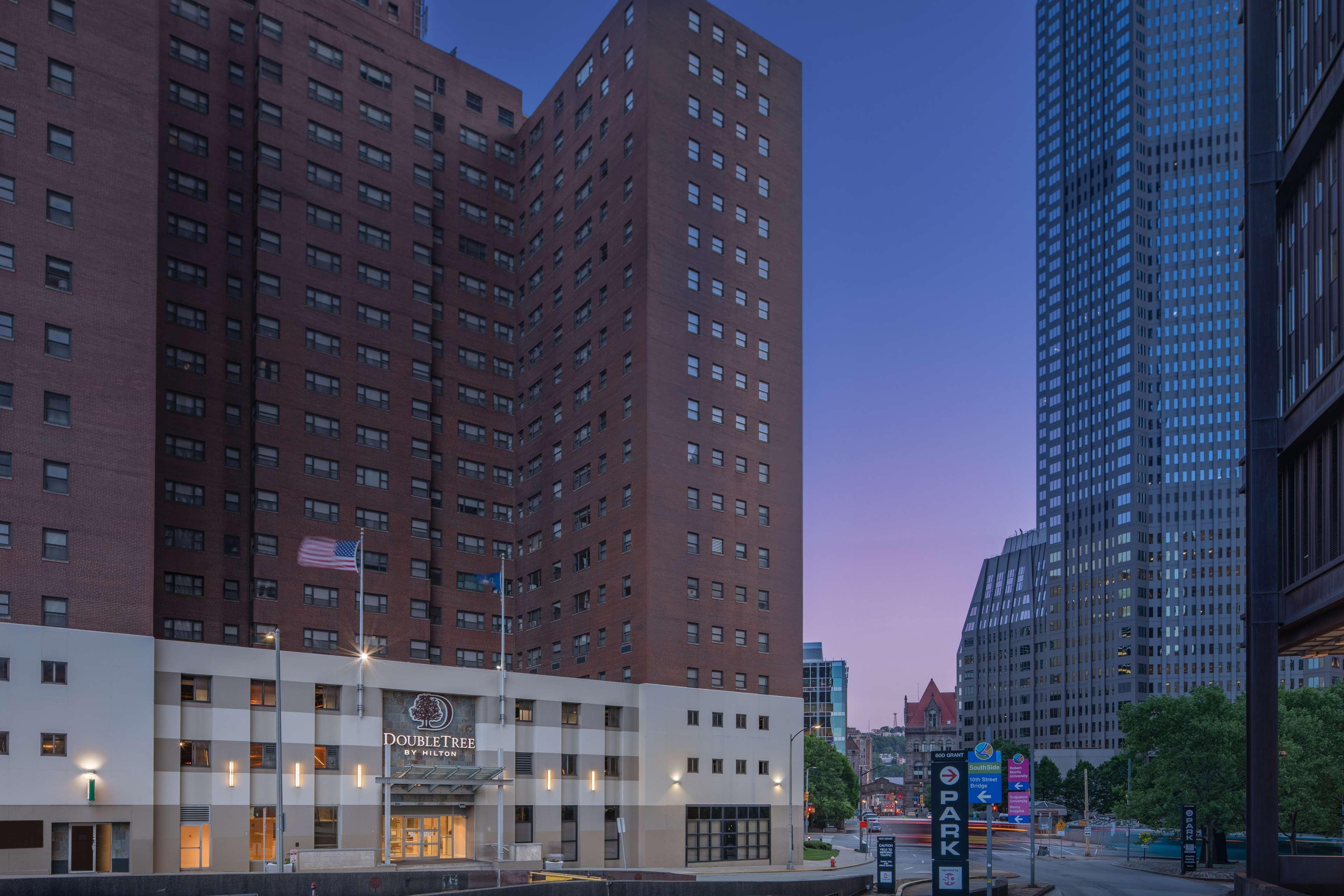 Doubletree By Hilton Hotel & Suites Pittsburgh Downtown Ngoại thất bức ảnh