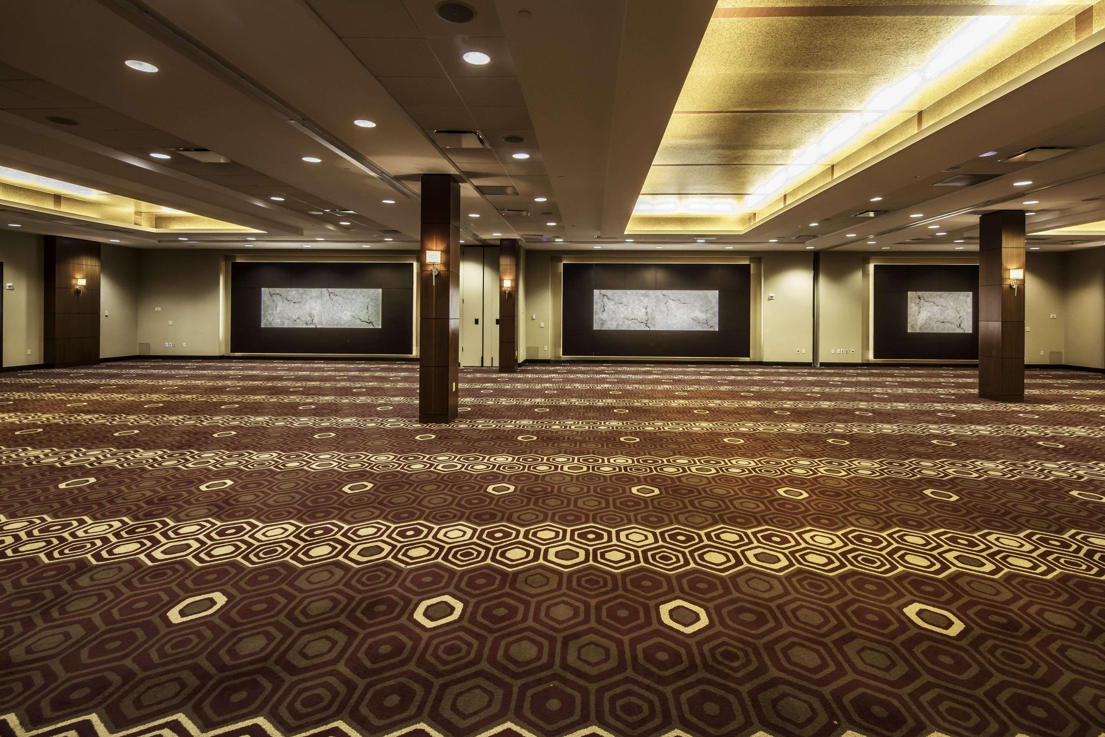Doubletree By Hilton Hotel & Suites Pittsburgh Downtown Ngoại thất bức ảnh