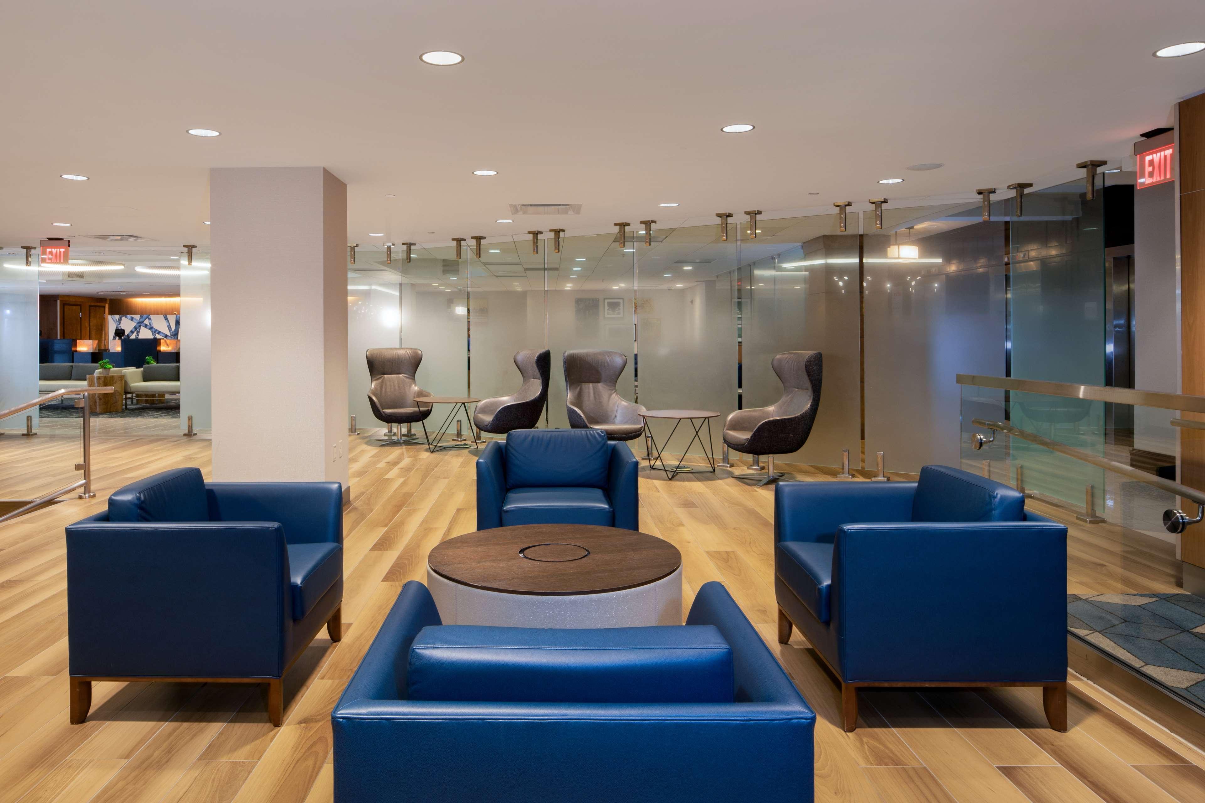 Doubletree By Hilton Hotel & Suites Pittsburgh Downtown Ngoại thất bức ảnh
