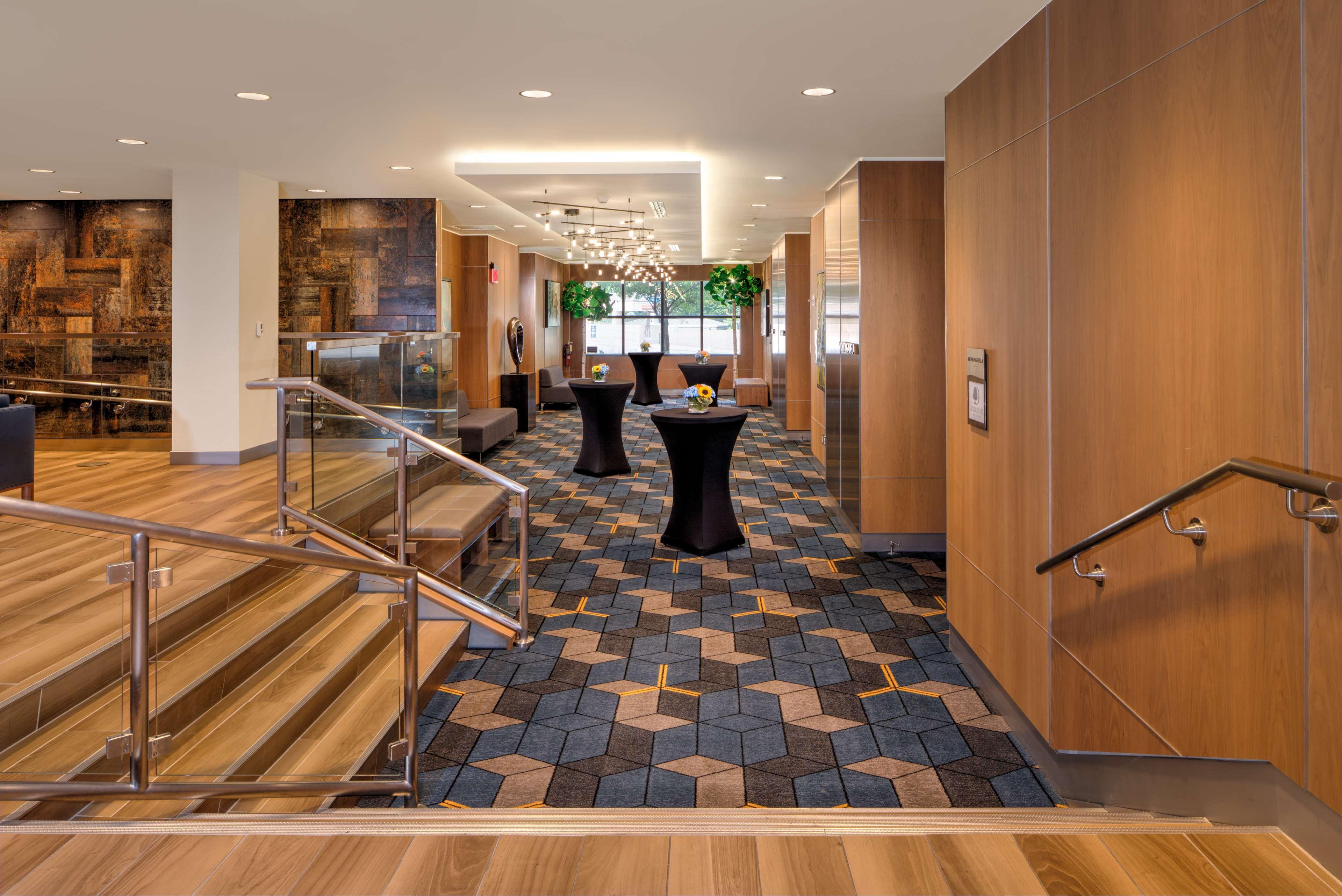 Doubletree By Hilton Hotel & Suites Pittsburgh Downtown Ngoại thất bức ảnh