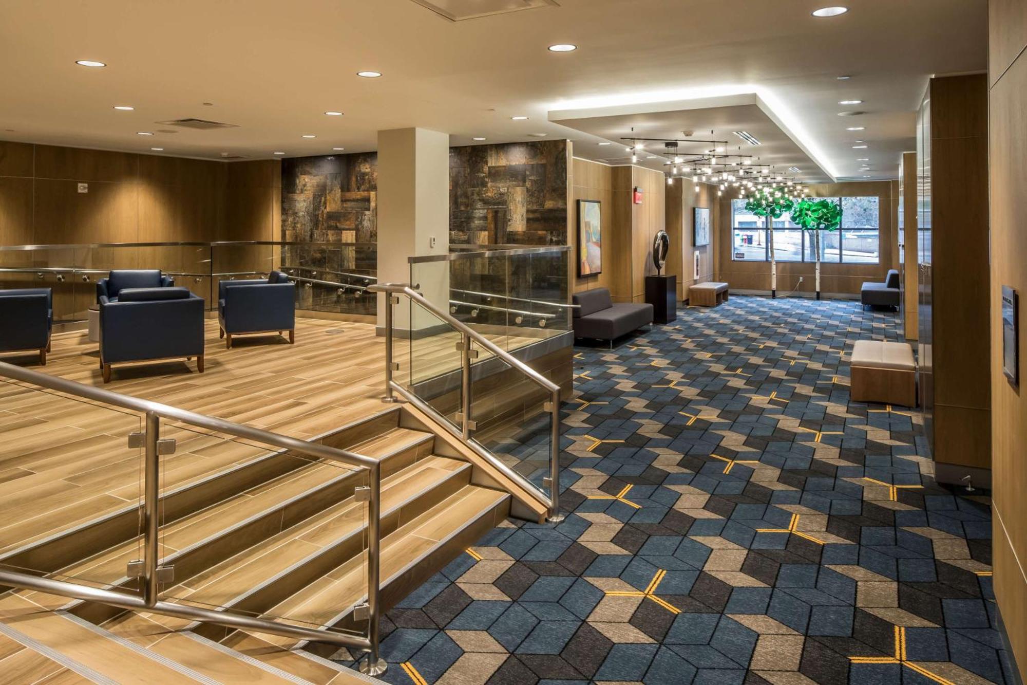 Doubletree By Hilton Hotel & Suites Pittsburgh Downtown Ngoại thất bức ảnh